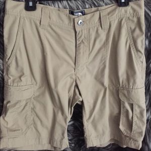 Men’s Tan Khaki North Face Cargo Shorts 32 Regular